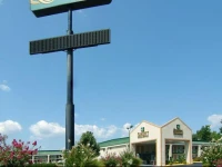 Quality Inn and Suites Macon 