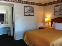 Knights Inn Madison Heights 