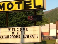 Travelowes Motel - Maggie Valley 