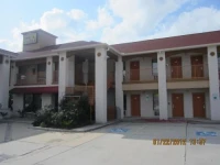 Magnolia Inn and Suites 