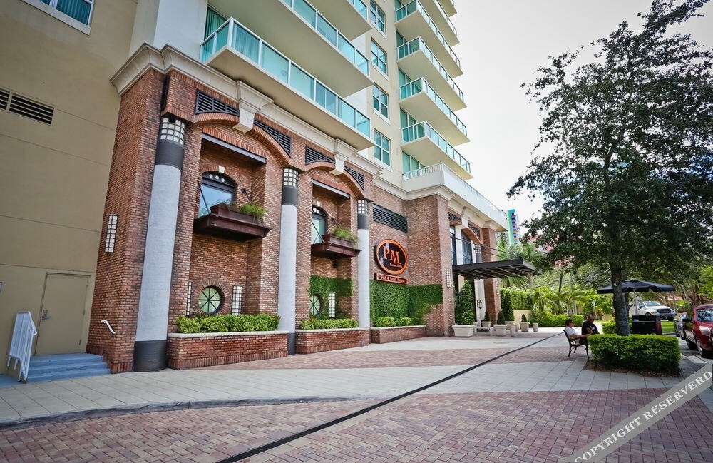 Dharma Home Suites Brickell Miami at One Broadway 