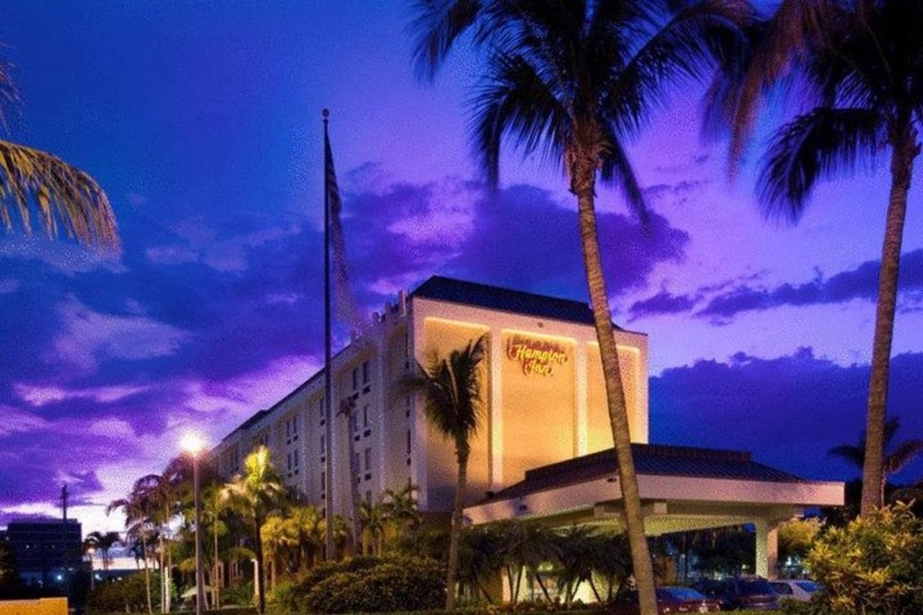 Hampton Inn Miami-Airport West 