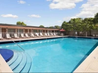 Days Inn Miami/Airport North 
