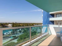 Seacoast Suites 