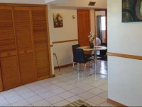 South Beachs Elegant 2-Bedroom Across Flamingo Park 