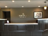 Court Plaza Inn & Suites of Mackinaw 
