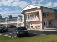 Great Lakes Inn Mackinaw City 