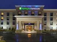 Holiday Inn Express & Suites Malone 