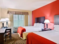 Holiday Inn Express & Suites Malvern 