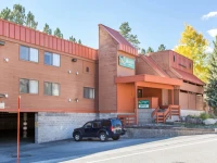 Quality Inn near Mammoth Mountain Ski Resort 