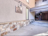 Sherwin Villas 44E 