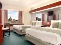 Microtel Inn and Suites Manistee 