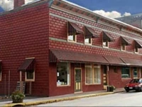 Suites on Main 