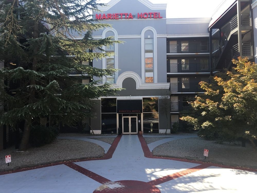 Marietta Hotel 
