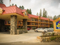 Best Western Plus Yosemite Way Station