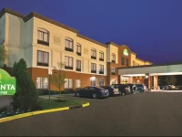 La Quinta Inn & Suites Mt. Laurel - Philadelphia 