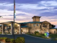 Holiday Inn Express Hotel & Suites Arcata/Eureka-Airport Area 