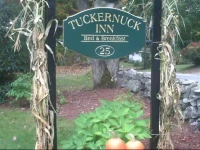 Tuckernuck Inn Bed & Breakfast 