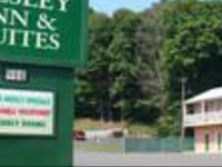 Wesley Inn & Suites 