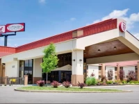 Red Roof Inn & Suites Cincinnati North-Mason 