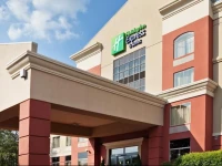Holiday Inn Express Murfreesboro Central 2*