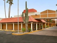 Econo Lodge Inn & Suites Mesa 