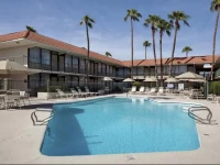 Mesa Mezona Hotel 