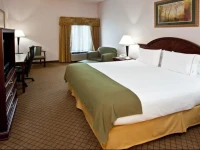 Holiday Inn Express Hotel & Suites Cincinnati Northeast-Milford 