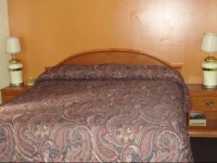 Snelling Motor Inn 