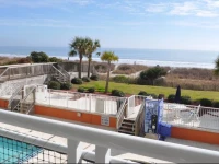 3 Palms Oceanfront Hotel & Suites 