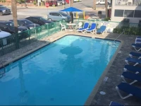 Admiral Motor Inn 