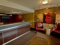Red Roof Plus Pittsburgh East - Monroeville 