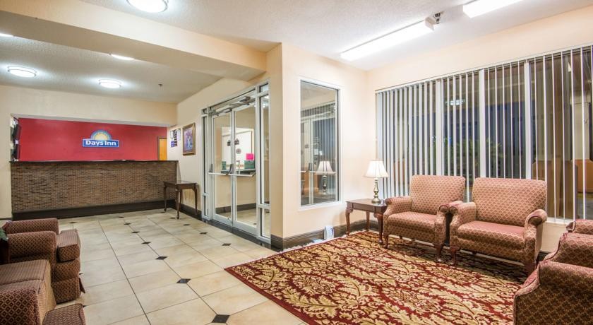 Days Inn Montgomery Coliseum 
