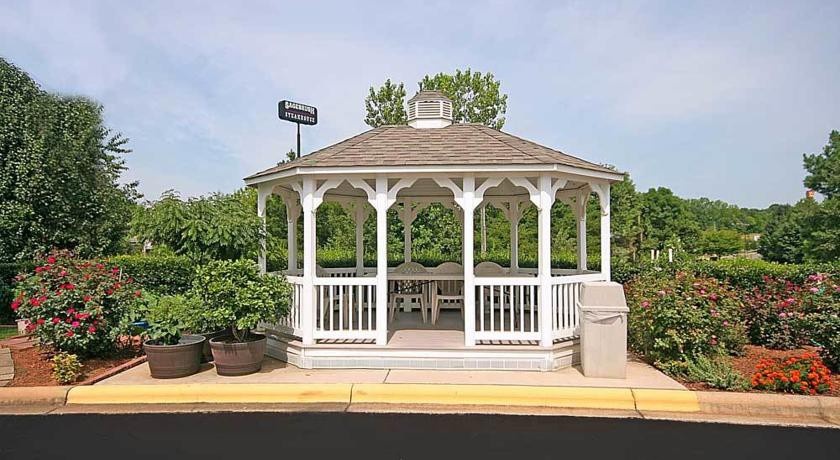 Carolina Inn of Lake Norman 