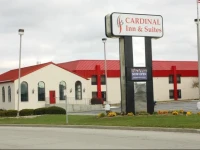 Cardinal Inn & Suites 