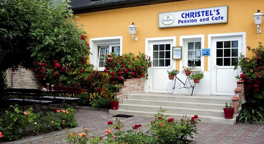 Christels Pension & Cafe 