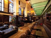 Carlton Hotel, Autograph Collection 