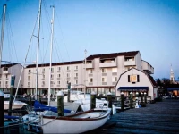The Newport Harbor Hotel & Marina 