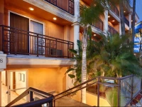 BEST WESTERN PLUS Newport Beach Inn 