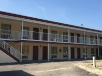 Fort Eustis Inn 