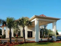 Days Inn & Suites Navarre Conference Center 