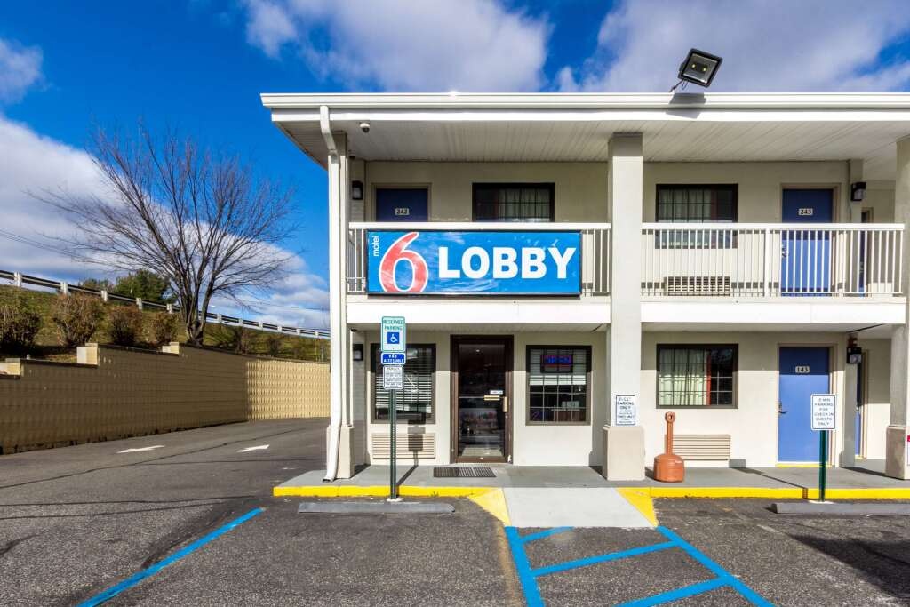 Motel 6 New Brunswick 