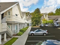 New Haven Village Suites 