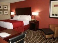 Holiday Inn New London 