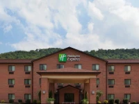 Holiday Inn Express Newell Chester 