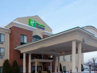 Holiday Inn Express Lordstown-Newton Falls/Warren 
