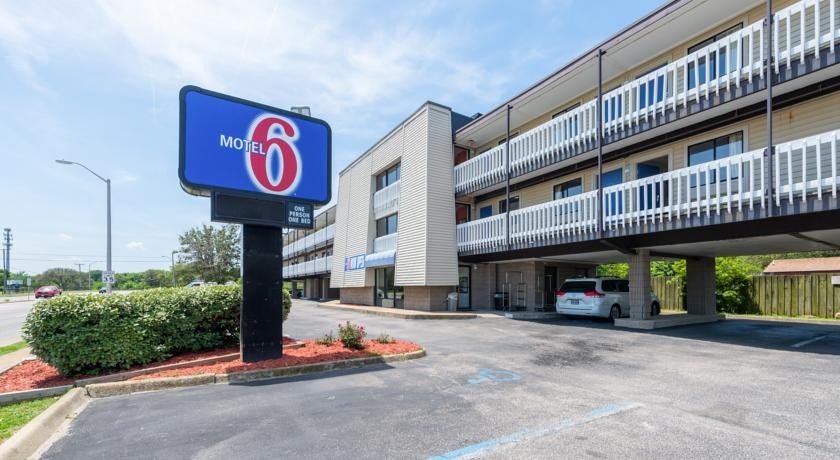 Motel 6 Norfolk - Ocean View 
