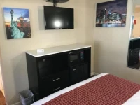 Relax Inn North Babylon 