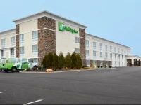 Holiday Inn Canton-Belden Village 