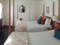 North Hero House Inn and Restaurant 